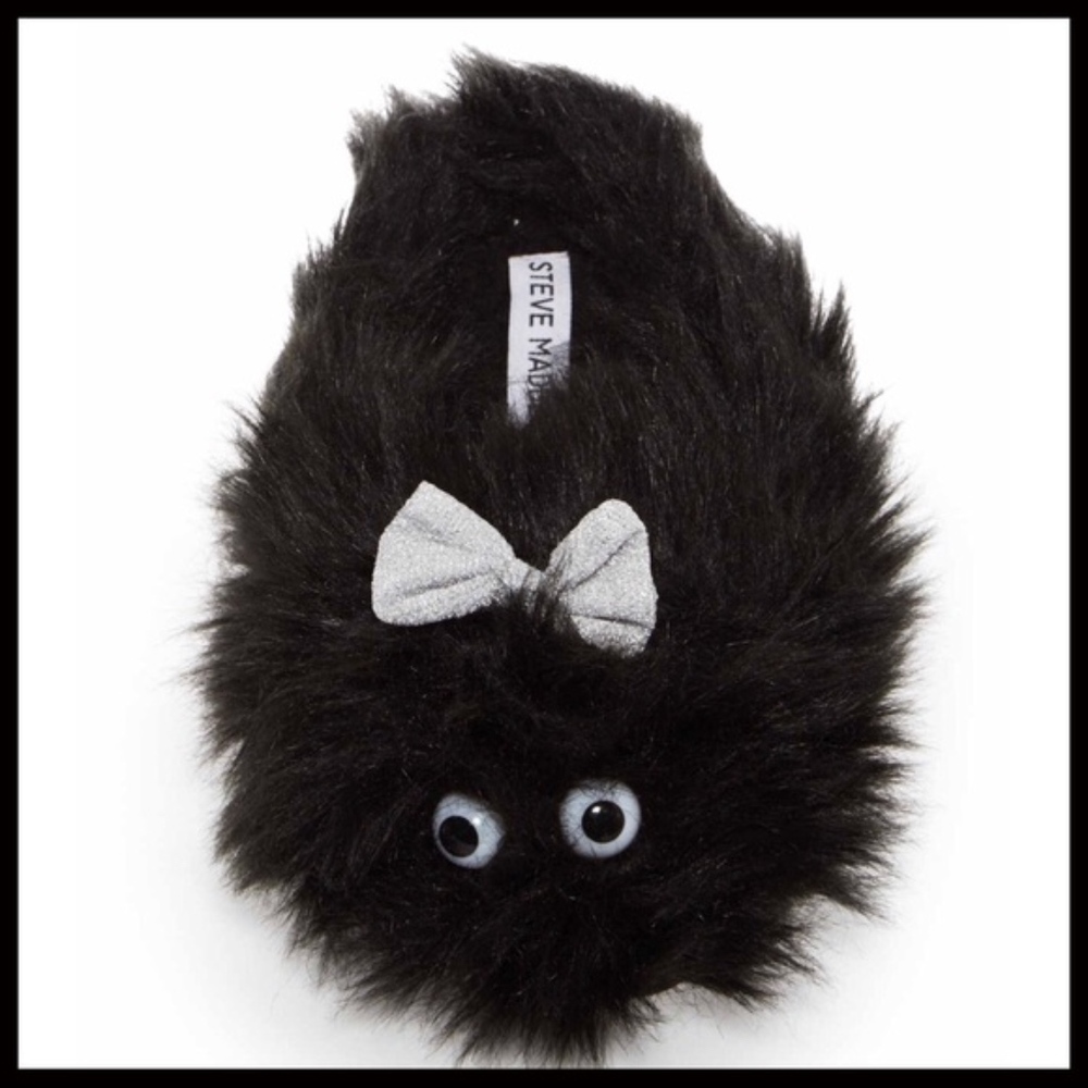 STEVE MADDEN COZY FURRY SLIDES GIRL’S BLACK PLUSH WINTER SLIPPERS SLIP ONS A3C - Picture 4 of 7